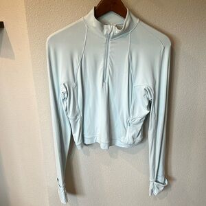 Lululemon Rulu Croped Half Zip Size 10 in Powder Blue